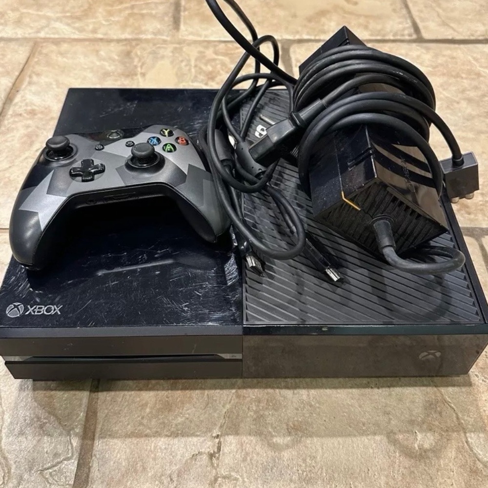 XBOX ONE 500 GB Console